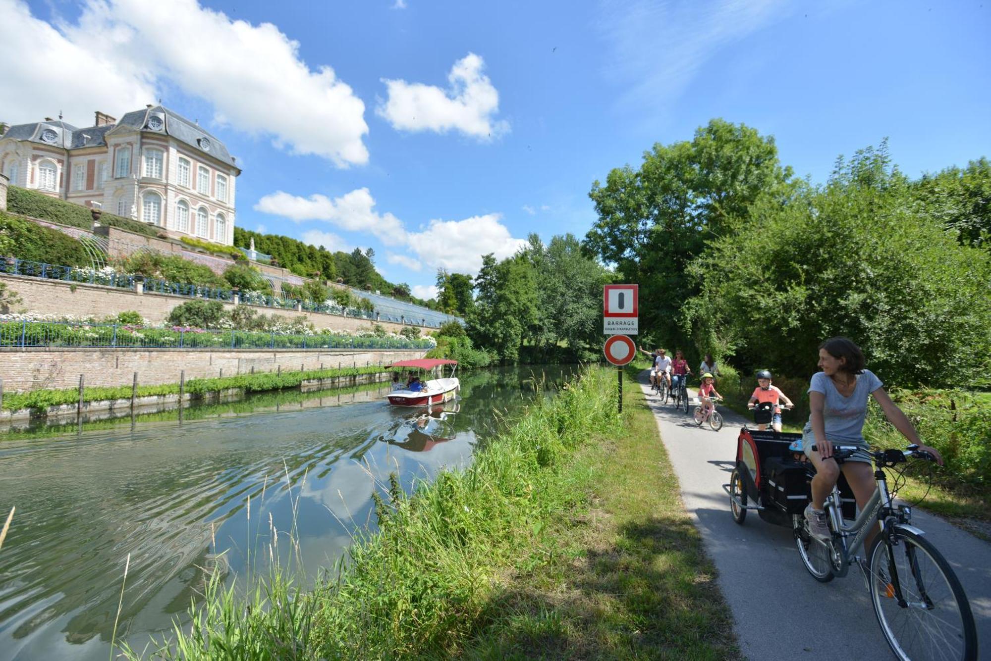 Sealov Hebergements Insolites- Linge, Menage Et Velos Inclus Eaucourt-sur-Somme Exterior foto